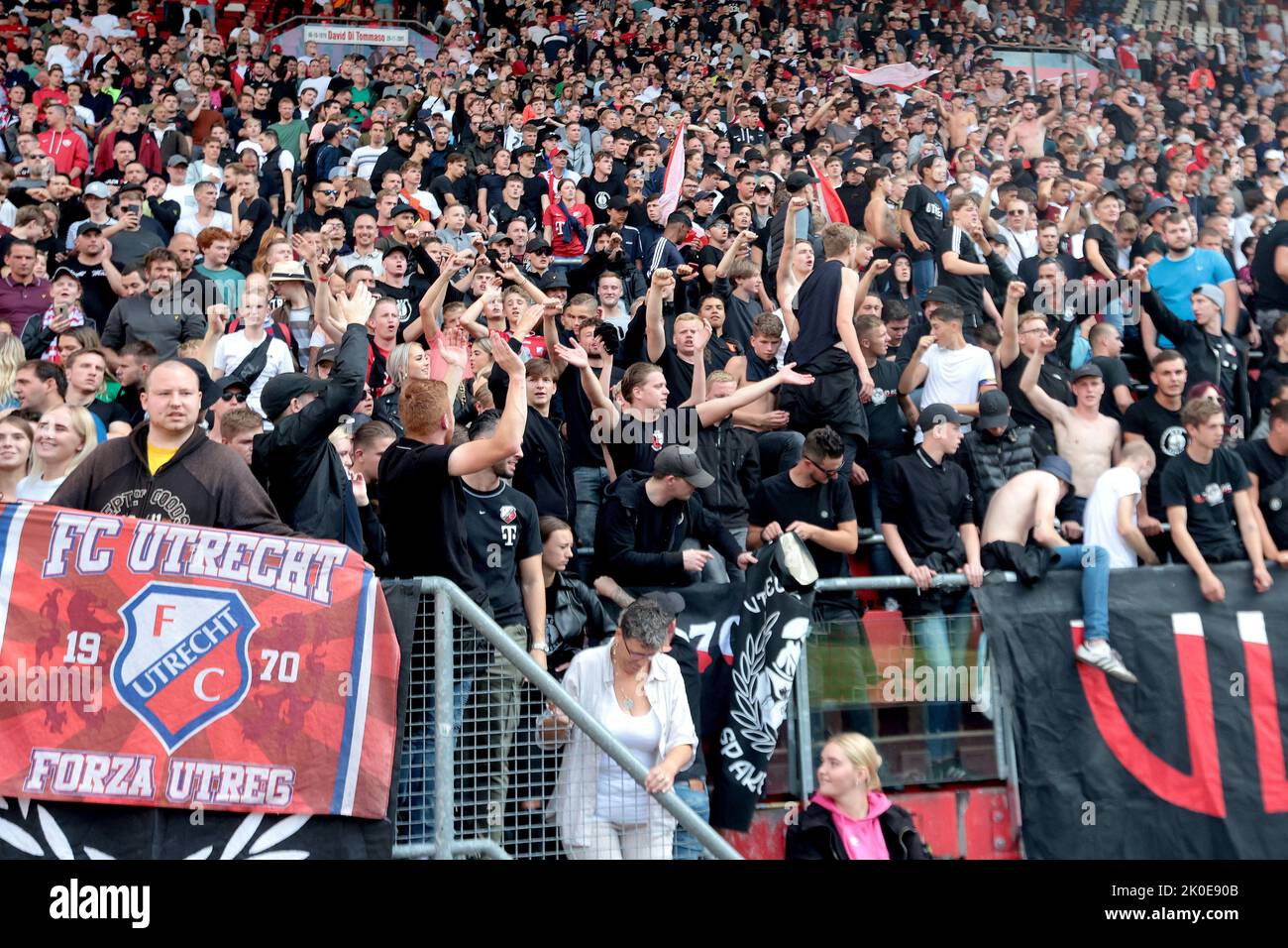 UTRECHT - tifosi del FC Utrecht dopo la partita olandese di Eredivie tra il FC Utrecht e Vitesse a Stadion Galgenwaard il 11 settembre 2022 a Utrecht, Paesi Bassi. ANP JEROEN PUTMANS Foto Stock