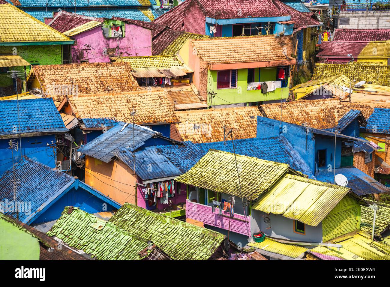 Vista di Kampung Jodipan, il Villaggio del colore a Malang, Indonesia Foto Stock