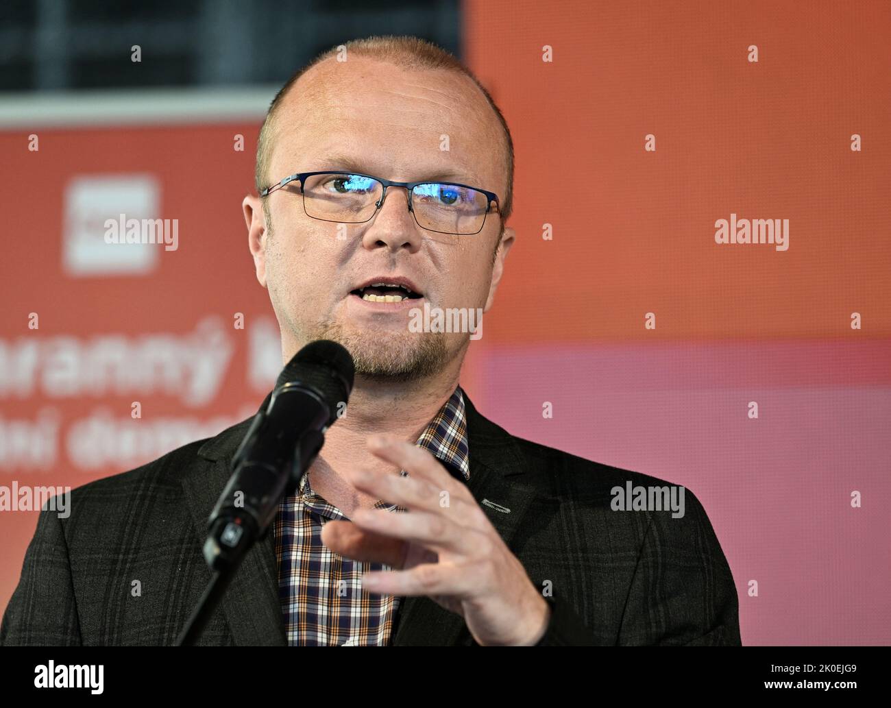 Praga, Repubblica Ceca. 11th Set, 2022. Il governatore della Regione Pardubice Martin Netolicky parla durante il lancio di azione parte della campagna elettorale socialdemocratica (CSSD), la presentazione di proposte di soluzioni alla crisi energetica e invita i partiti politici cechi a Praga, Repubblica Ceca, 11 settembre 2022. Credit: Michaela Rihova/CTK Photo/Alamy Live News Foto Stock