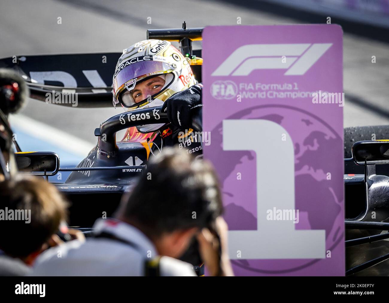 Monza, Italia. 11th settembre 2022. MONZA - Max Verstappen (Oracle Red Bull Racing) vince il Gran Premio d'Italia F1 sul circuito di Monza. REMKO DE WAAL Credit: ANP/Alamy Live News Foto Stock
