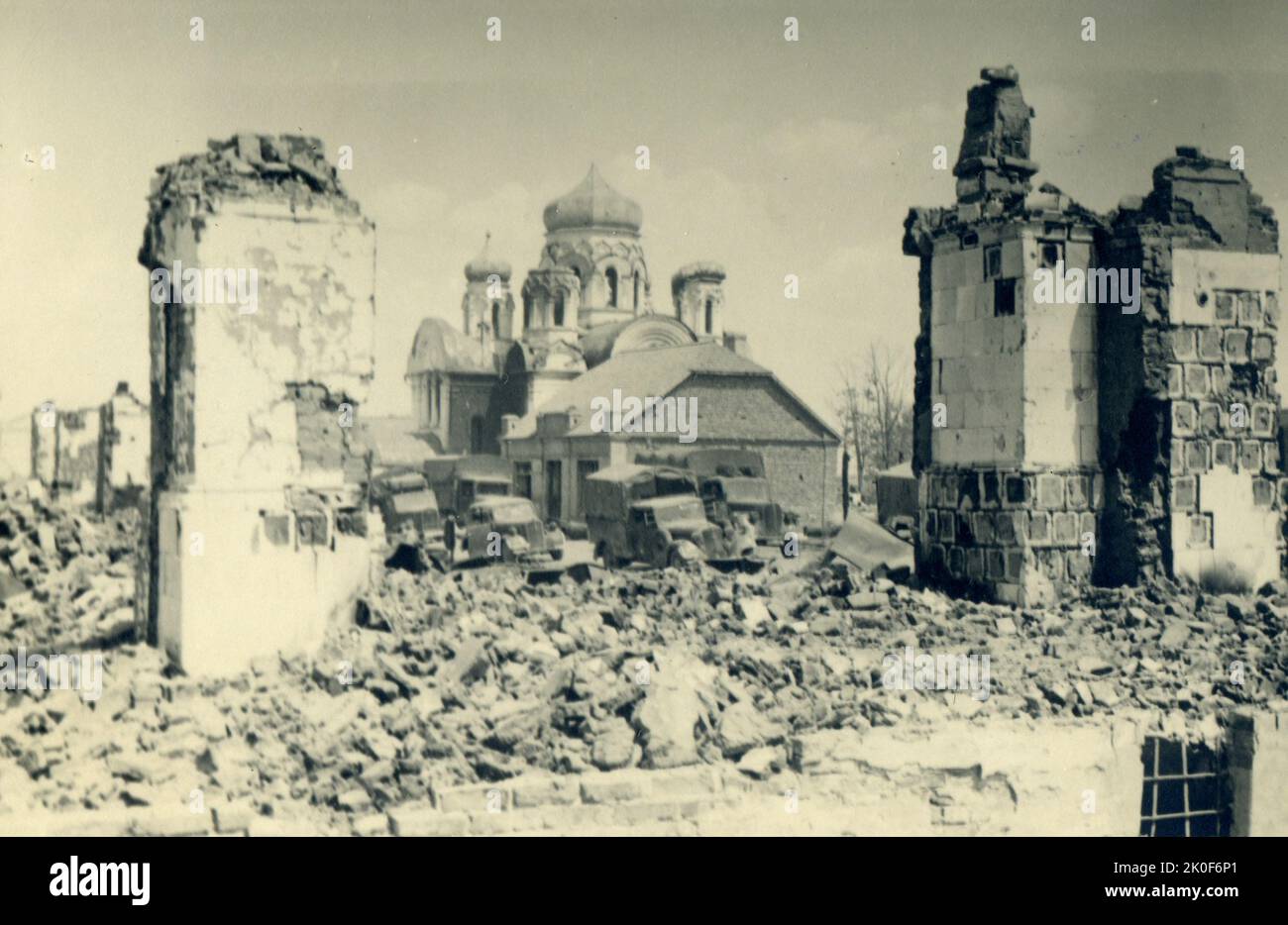 Seconda guerra mondiale / seconda guerra mondiale, soldati tedeschi invadono la Russia, distrutto edifici, URSS, CCCP Foto Stock