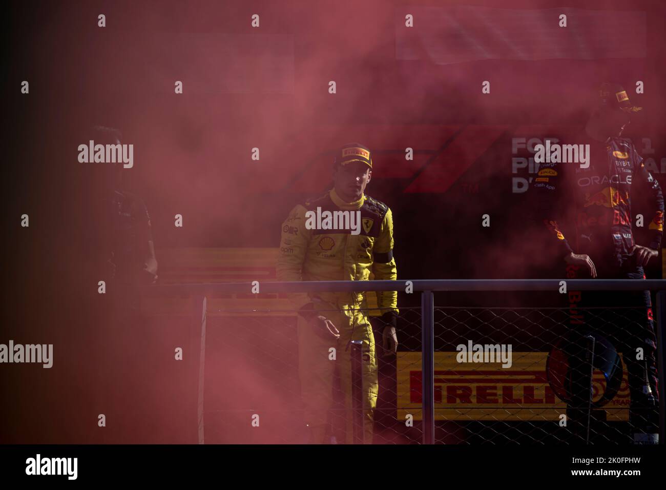 Monza, Italia, 11th settembre 2022, Charles Leclerc, di Monaco, compete per la Scuderia Ferrari. Giornata di gara, 16° round del campionato di Formula 1 2022. Credit: Michael Potts/Alamy Live News Foto Stock