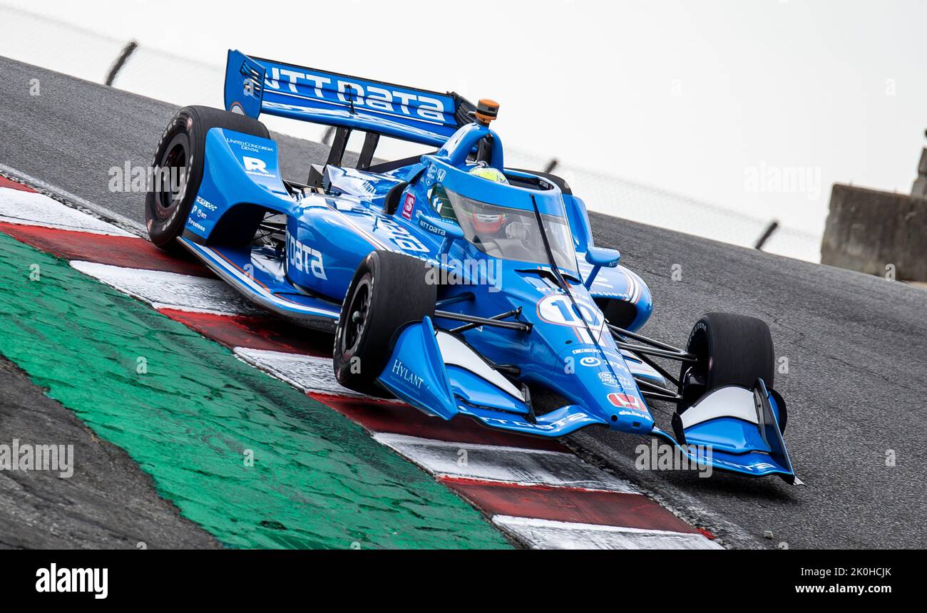 Monterey, California, Stati Uniti. 10th Set, 2022. Chip Ganassi Racing driver Alex Palou entrare nel cavatappi durante il Firestone Grand Prix di Monterey pratica # 2 al Weathertech Raceway Laguna Seca Monterey, CA Thurman James/CSM/Alamy Live News Foto Stock