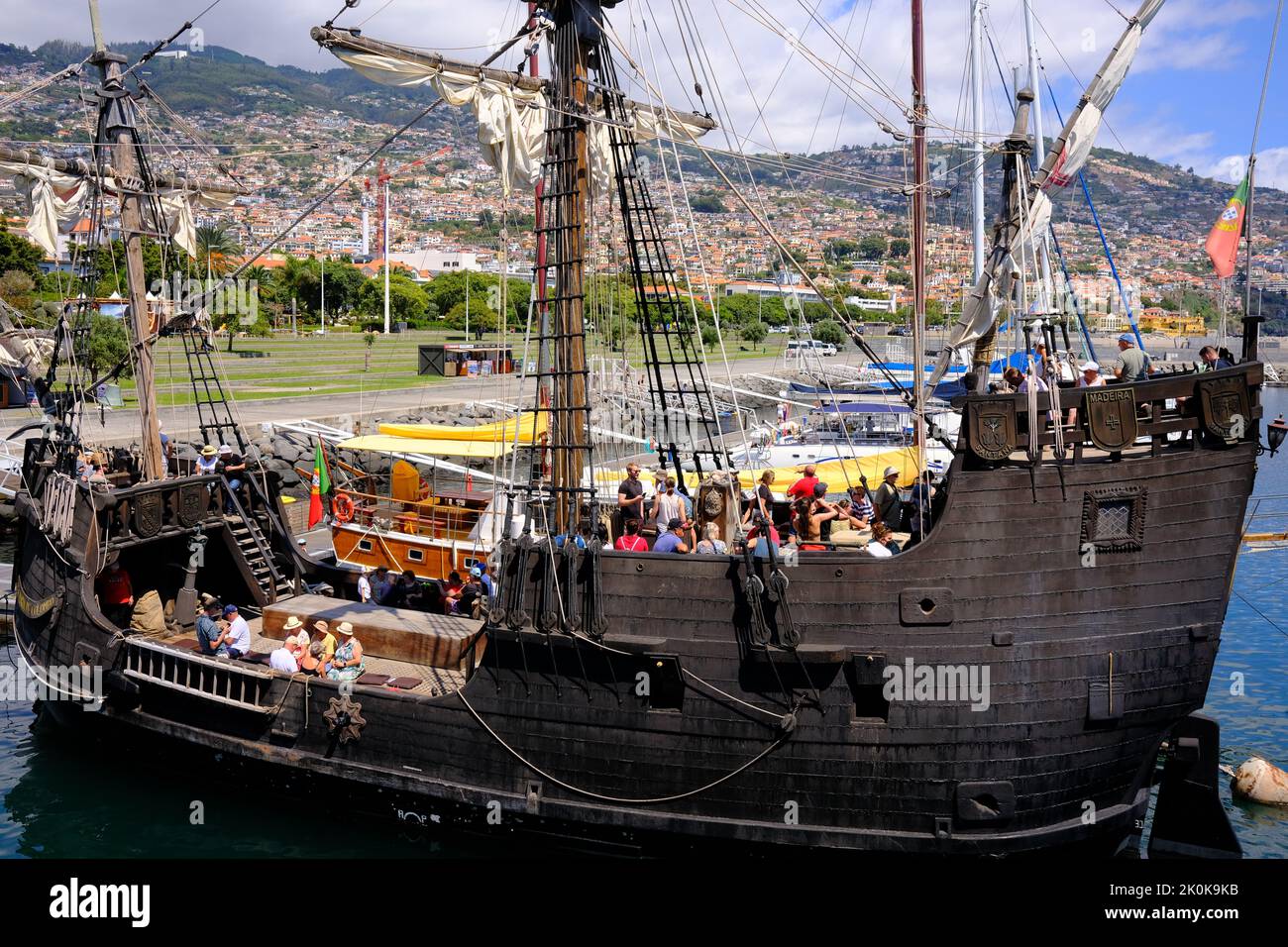 Funchal, replica della nave Santa Maria De Colombo, Portogallo Foto Stock