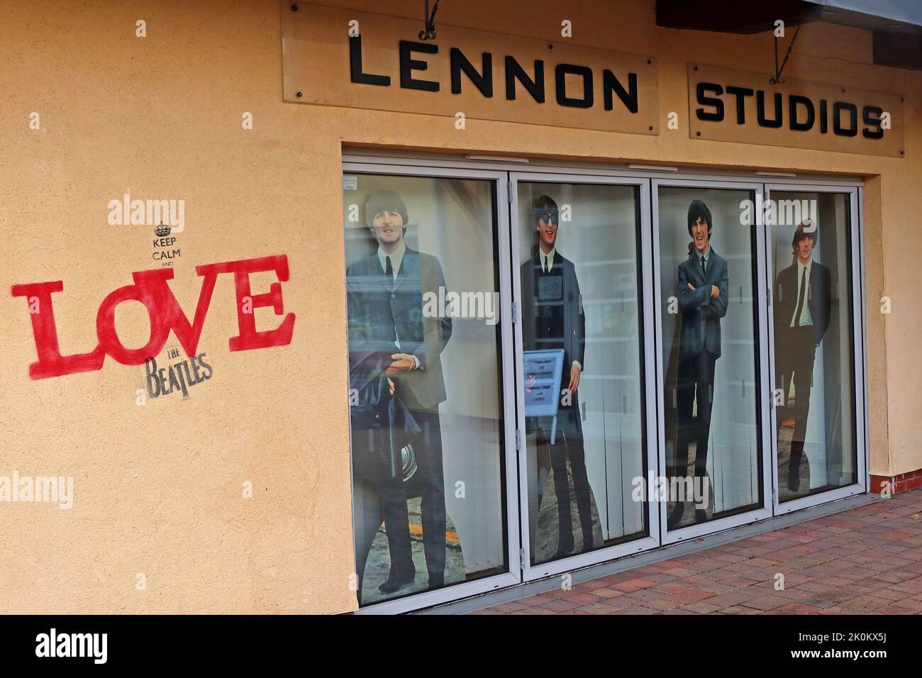 Lennon Studios at Penny Lane Development Trust, 70 Penny Ln, Liverpool, Merseyside, Inghilterra, REGNO UNITO, L18 1BW Foto Stock