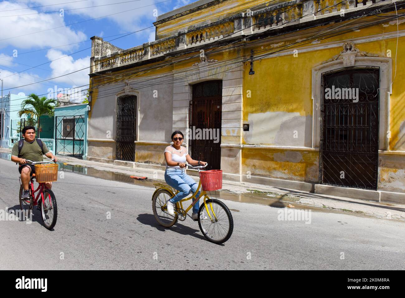 Ciclisti Centro storico di Merida, Yucatan, Messico Foto Stock