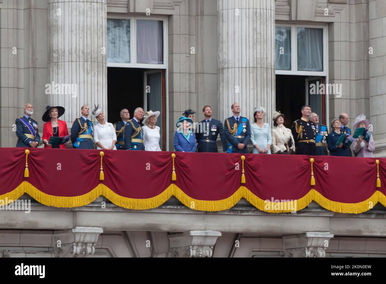 Famiglia reale sul balcone di Buckingham Palace per il 100th° anniversario della RAF, luglio 10 2018 Foto Stock