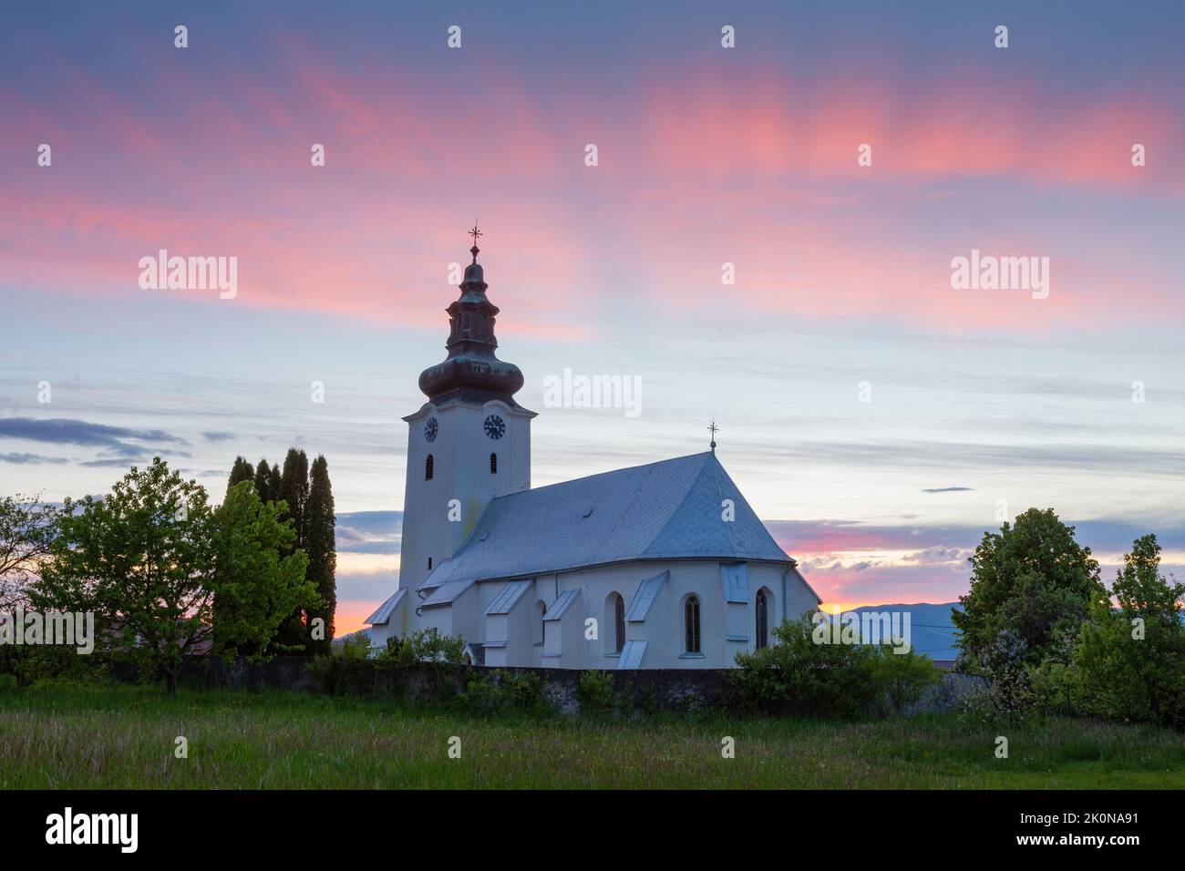 Chiesa gotica nel villaggio di Turciansky Michal, regione Turiec, Slovacchia. Foto Stock