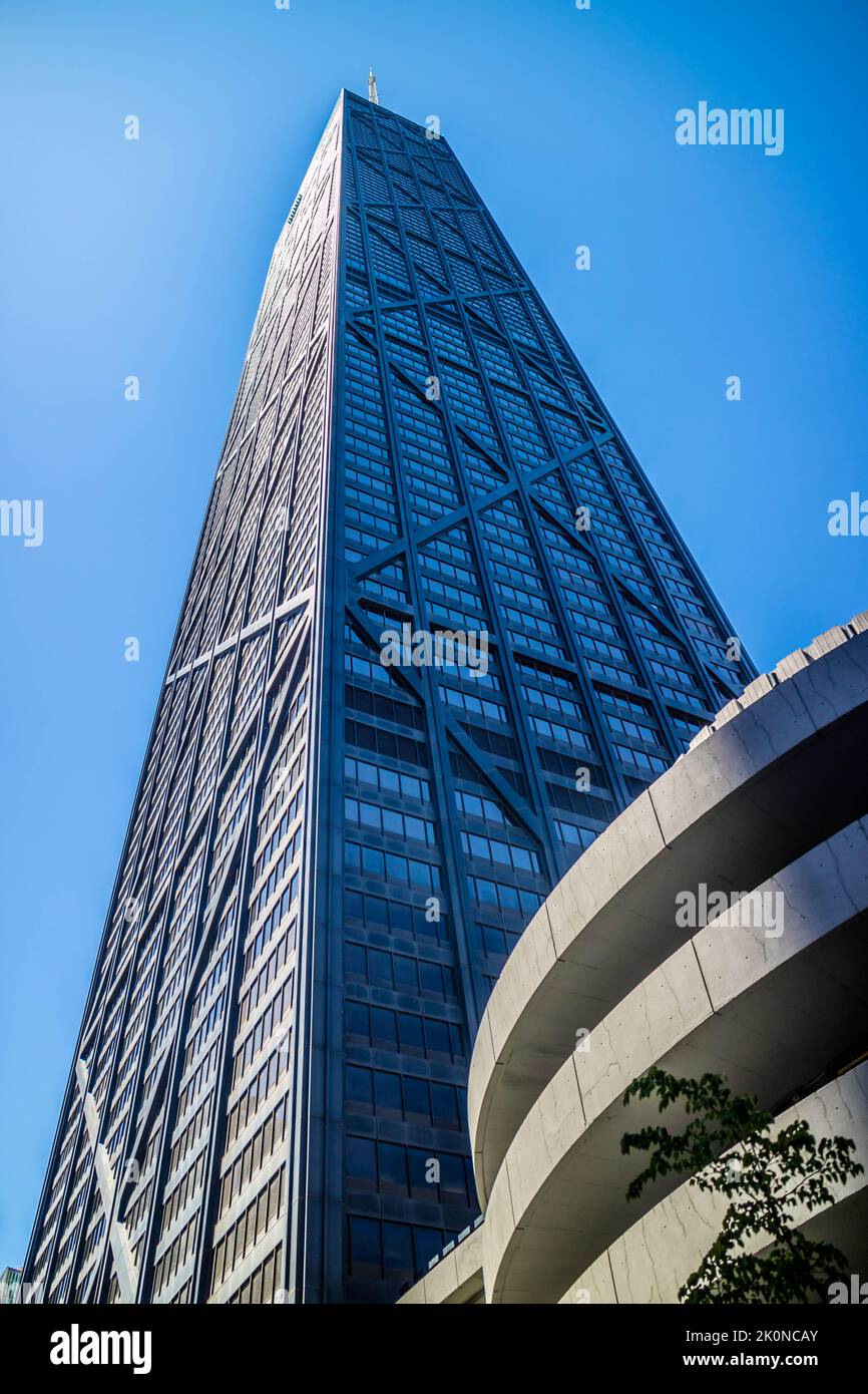 Un enorme edificio grattacielo in Chicago, Illinois Foto Stock