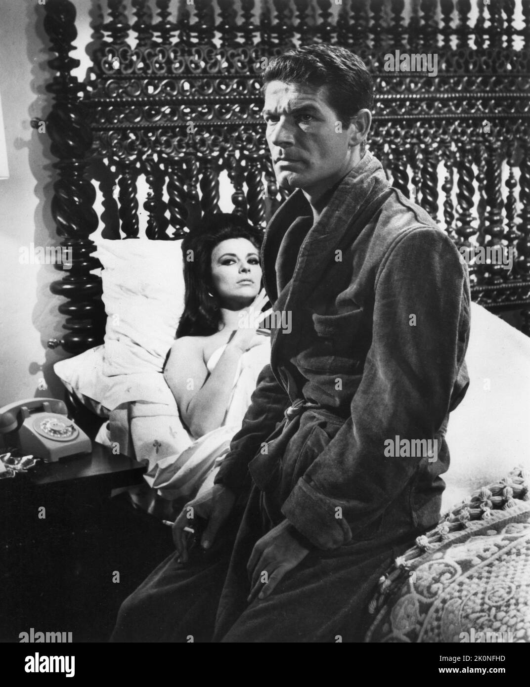 Giovanna Ralli, Stephen Boyd, on-set of the Film, 'The Caper of the Golden Bulls', 1967 Foto Stock