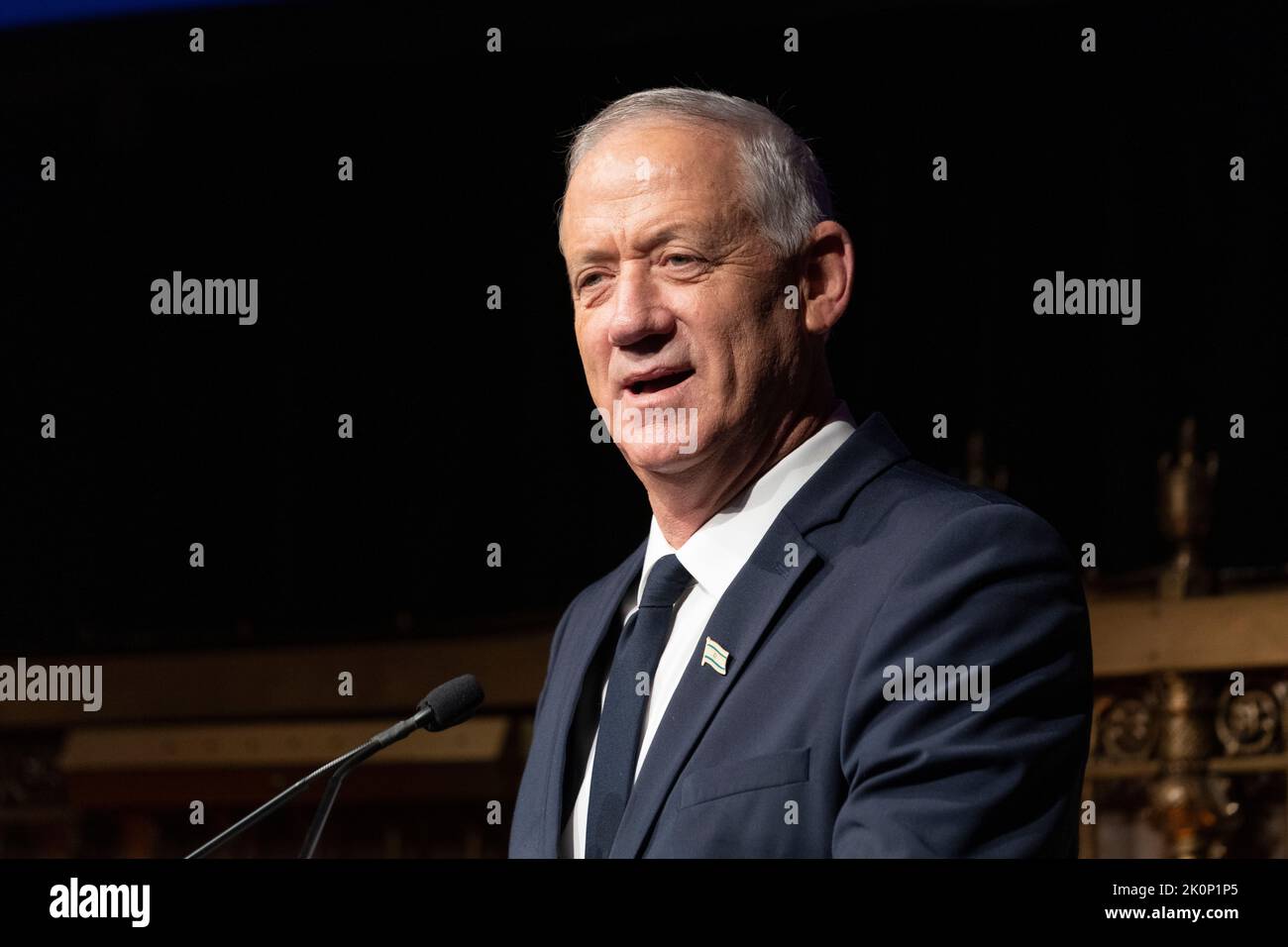 New York, NY - 12 settembre 2022: Il Ministro della Difesa israeliano Benjamin Benny Gantz parla durante la conferenza annuale di Jerusalem Post alla Gotham Hall Foto Stock