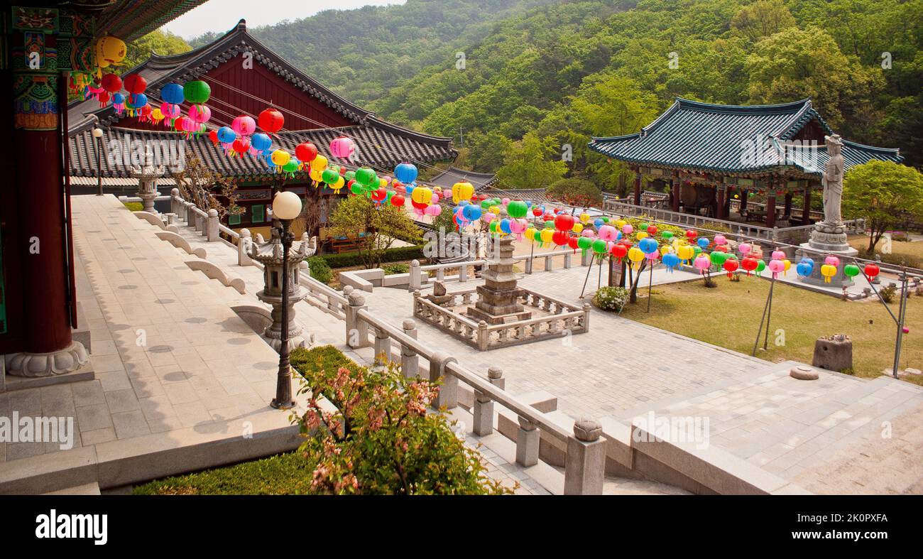 Tempio buddista di Hoeryongsa a Bukhasan, Seul, Corea del Sud Foto Stock