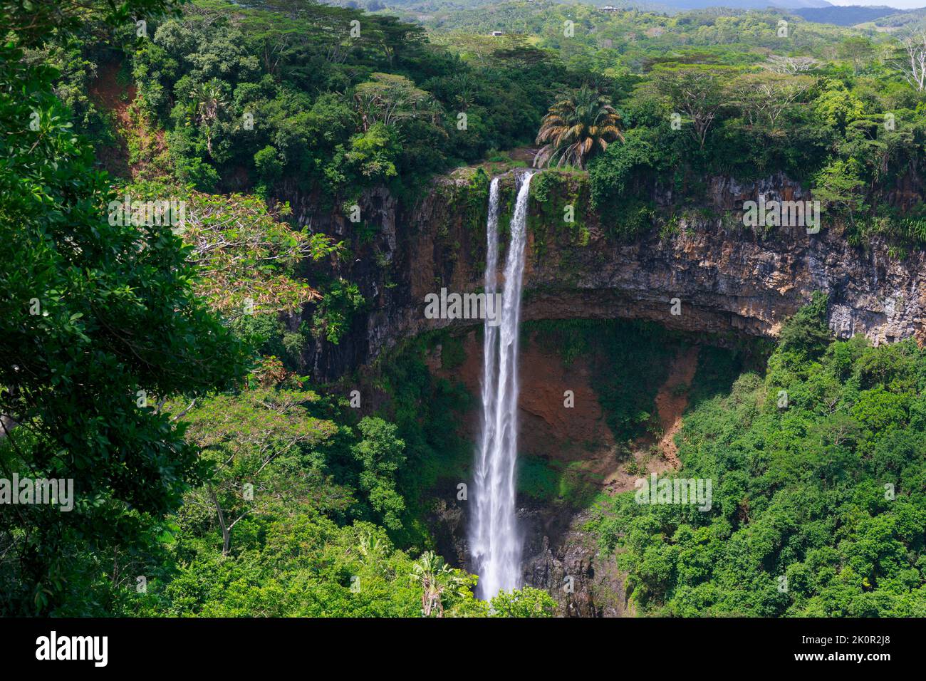 Maurizio. Il 90 metro alte cascate gemelle della cascata Chamarel. Foto Stock