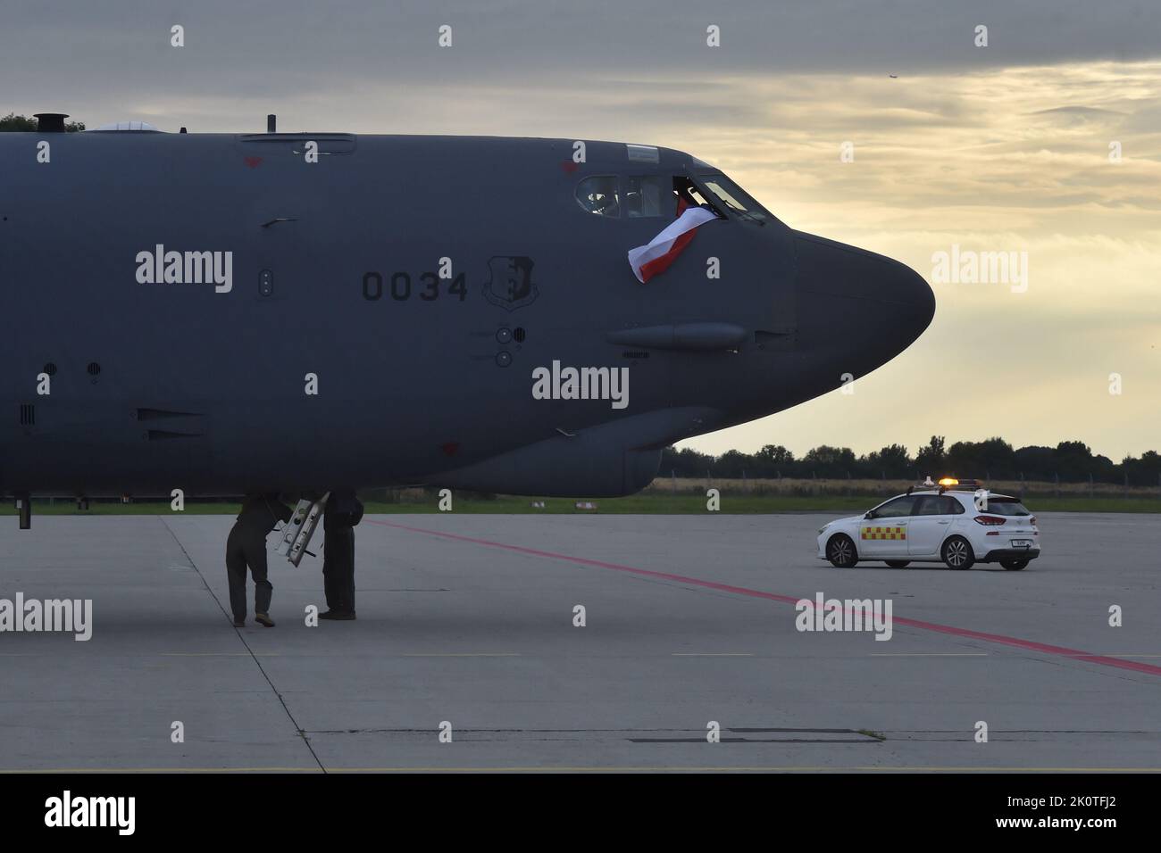 Mosnov, Repubblica Ceca. 13th Set, 2022. Un bombardiere strategico statunitense Boeing B-52 Stratofortress atterrò all'aeroporto Leos Janacek Ostrava di Mosnov, Repubblica Ceca, 13 settembre 2022 prima dei due giorni NATO Days, Days of Czech Air Force, il più grande spettacolo di sicurezza in Europa. Credit: Jaroslav Ozana/CTK Photo/Alamy Live News Foto Stock