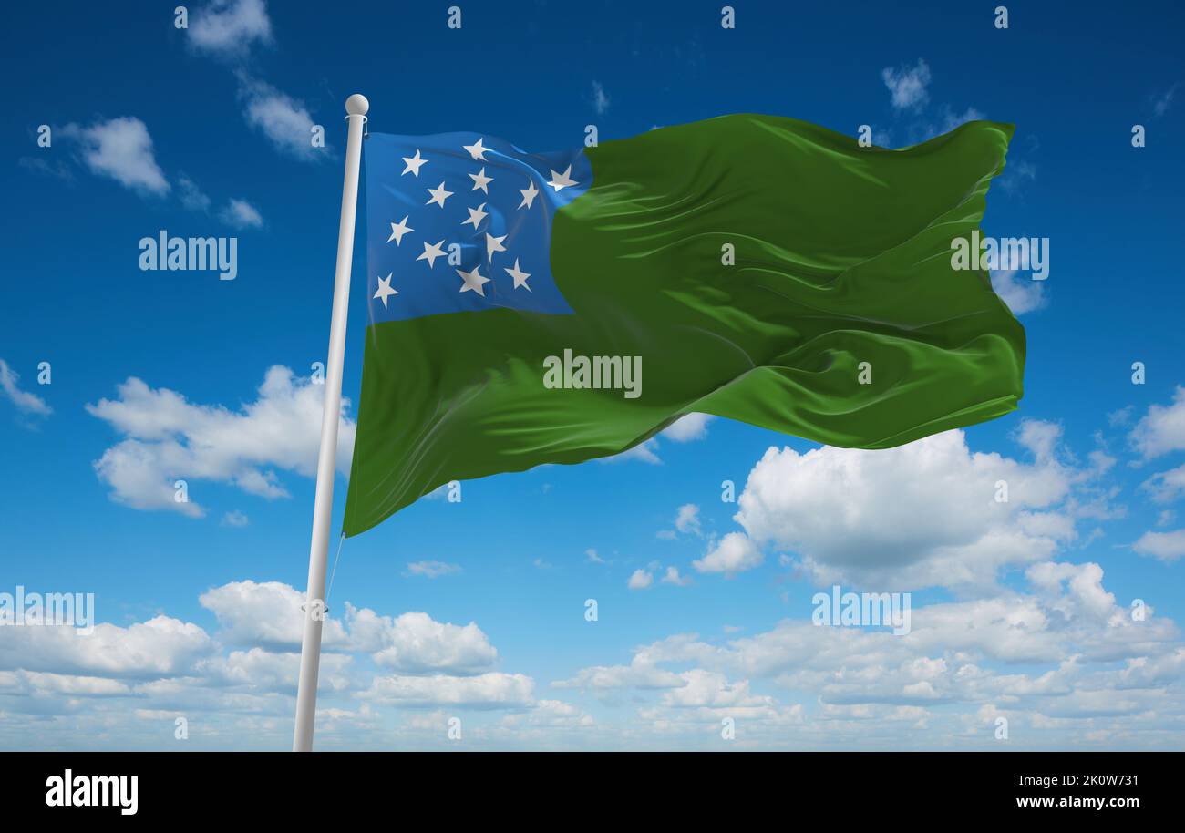 Bandiera della Repubblica del Vermont, America su sfondo cielo nuvoloso, vista panoramica. Bandiera che rappresenta il paese estinto, gruppo etnico o cultura, autore regionale Foto Stock