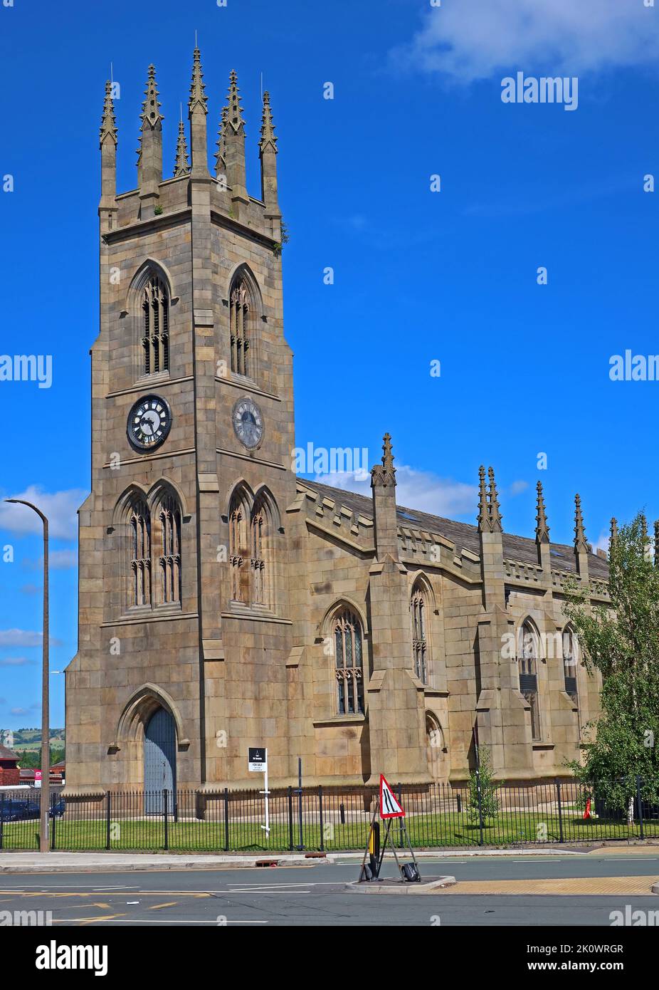 La Chiesa della Santissima Trinità, Trinity Street, Bolton, Greater Manchester, Inghilterra., BL2 1BE, progettato da Philip Hardwick, edificio Gothic Revival Foto Stock