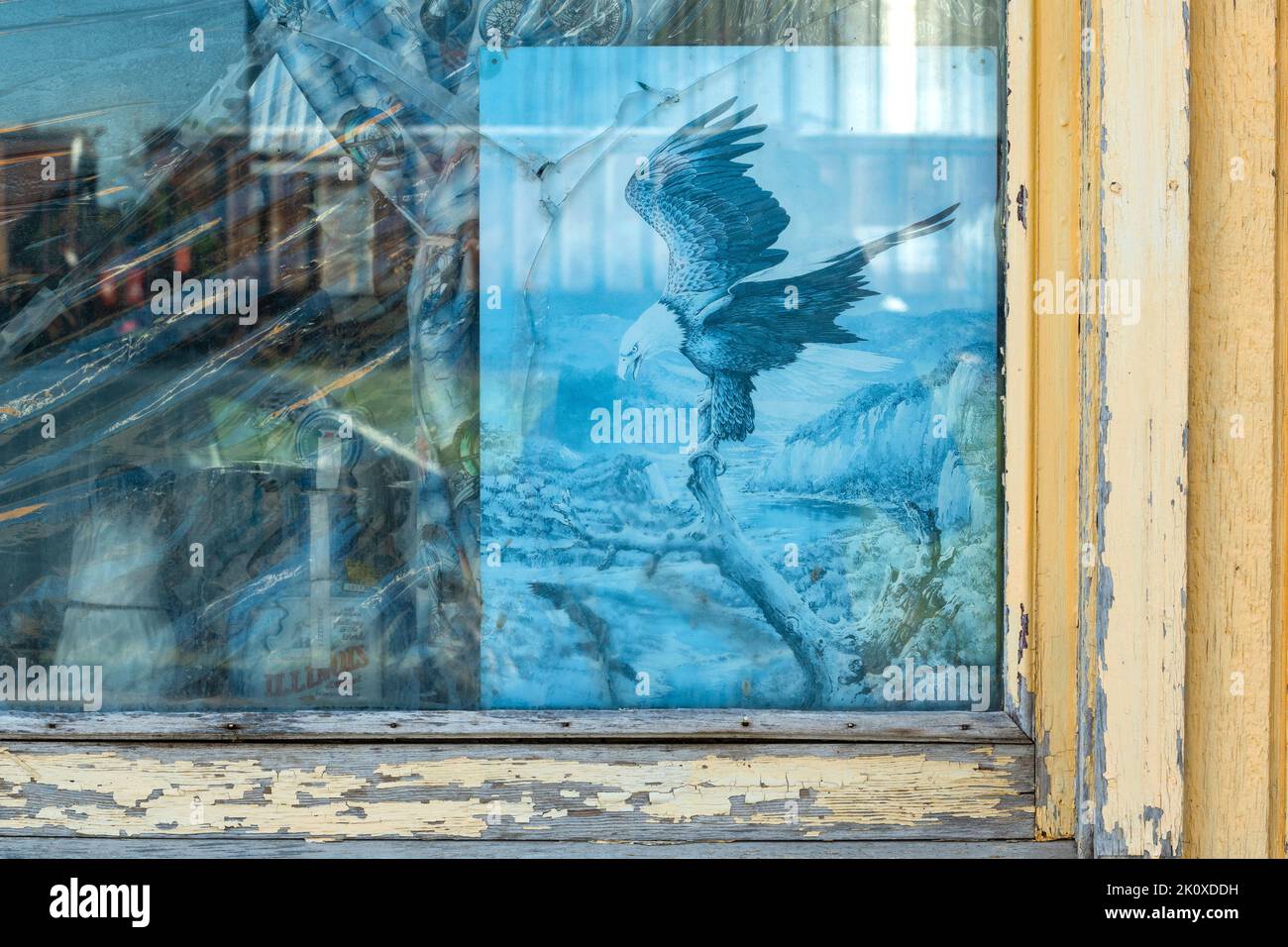 USA, Great Plains, North Dakota, città fantasma, finestra Foto Stock