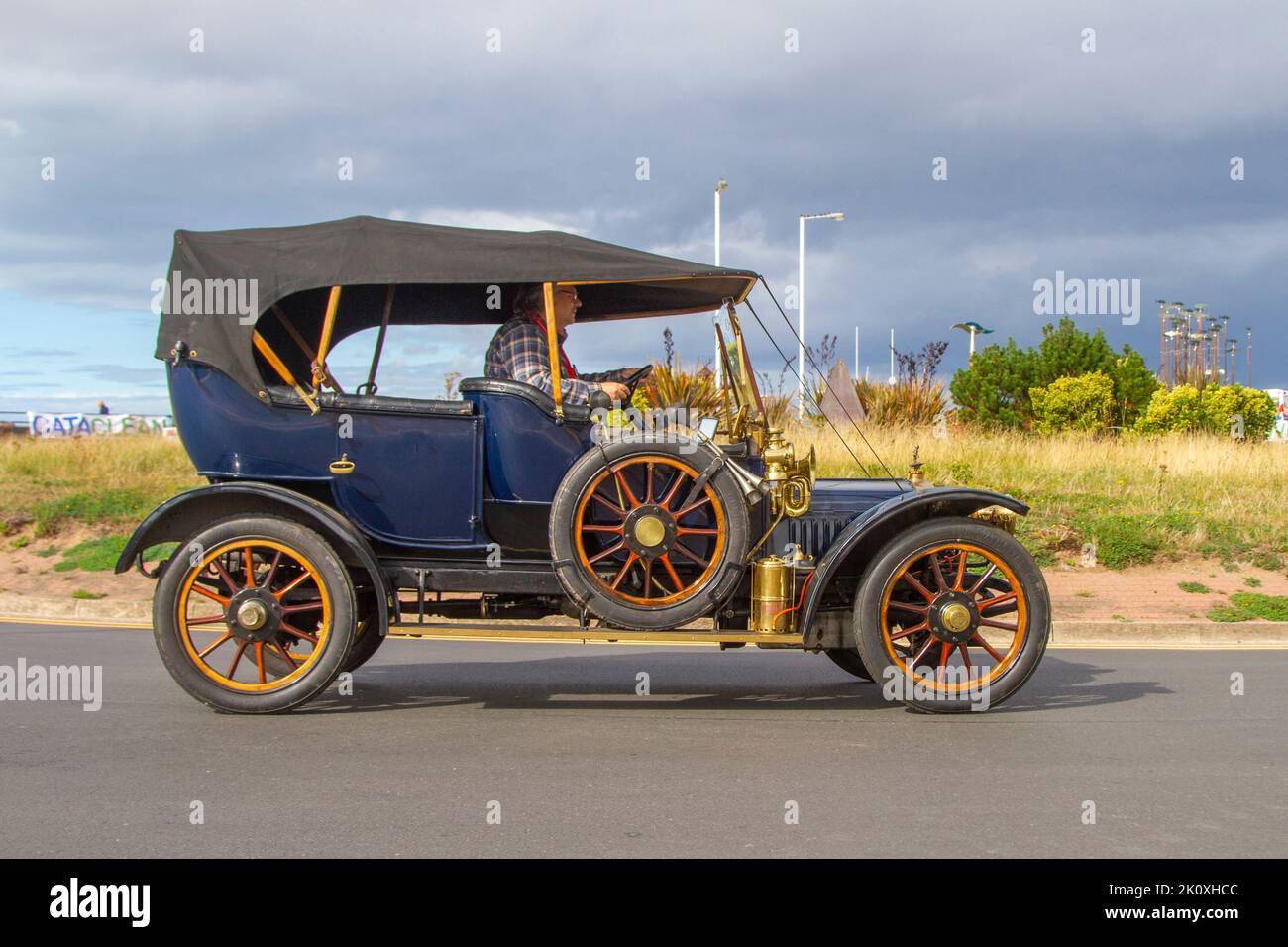 1910 1900s prima della guerra SUNBEAM 2412cc sei cilindri a benzina da 16 cavalli Vintage storico Jalopy 2013; in viaggio per l'evento Classic e Speed a Southport, Regno Unito Foto Stock