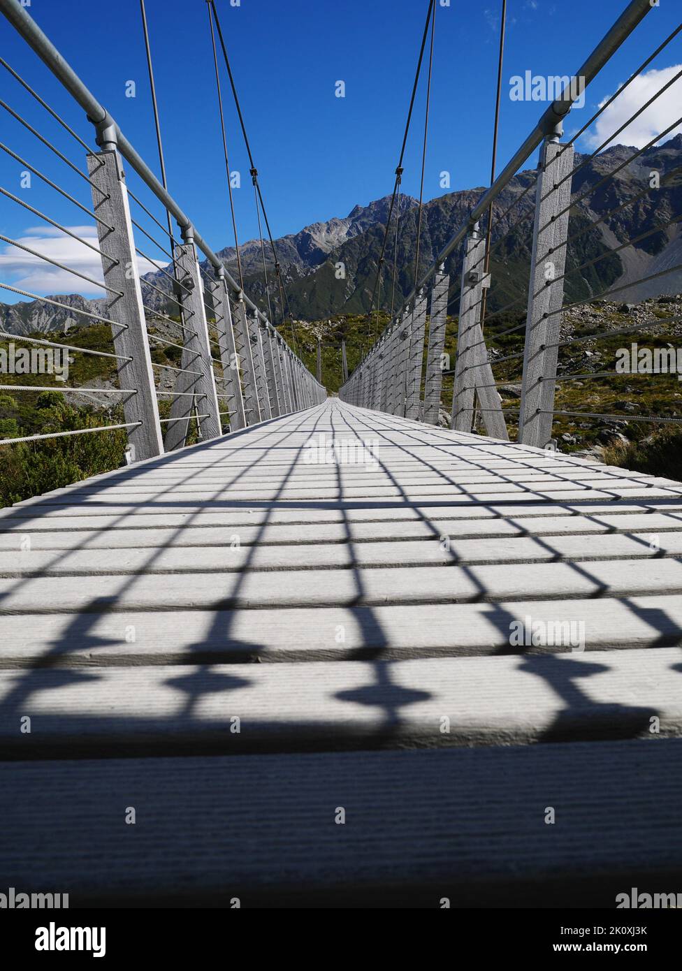 Holzbrücke - Swingbridge Hocker Valley Monte Cook Neuseeland Foto Stock
