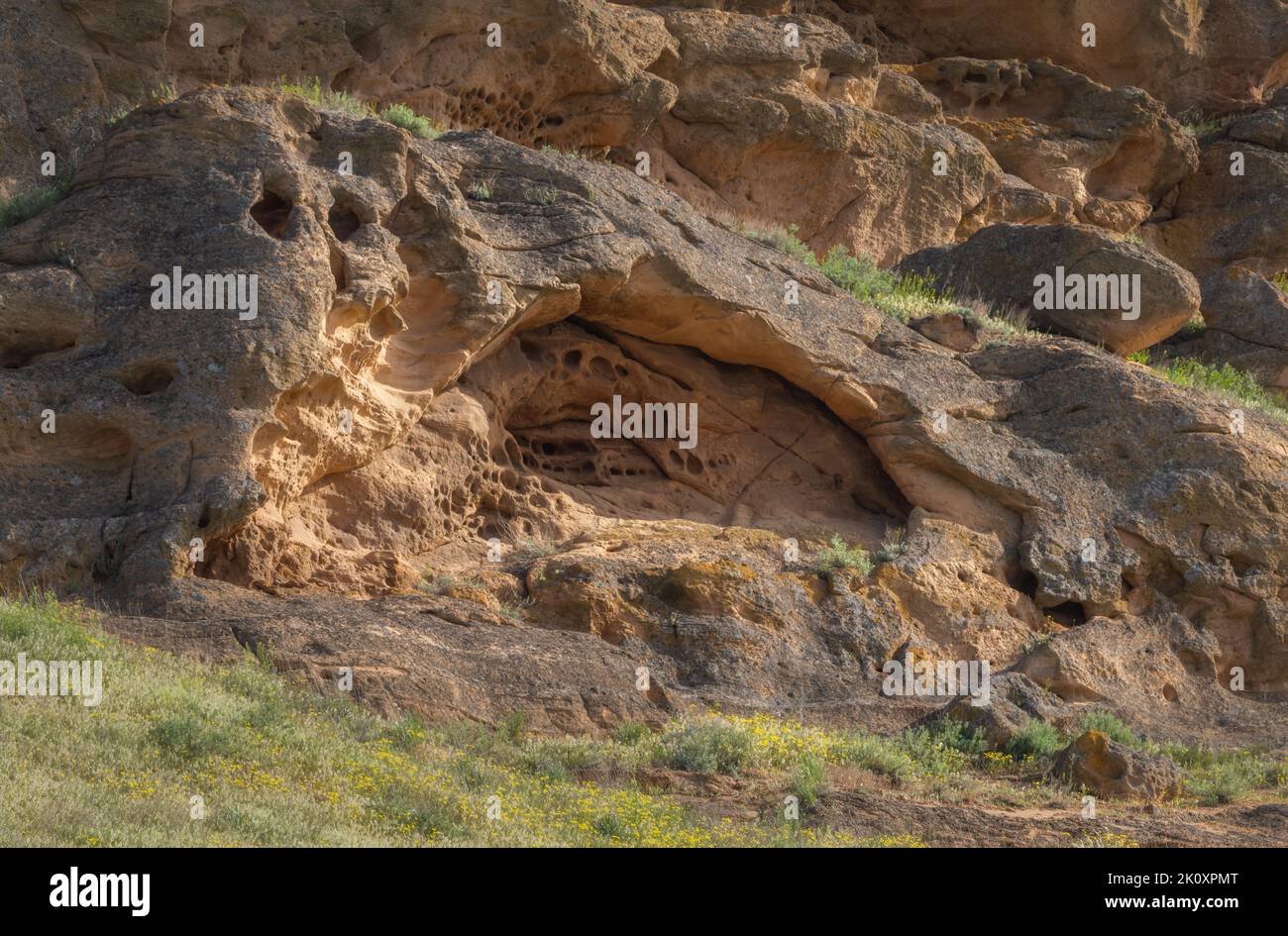 Rocce cantanti della montagna Bolshoe Bogdo regione Astrakhan, Bogdinsky-Baskunchaksky riserva Foto Stock