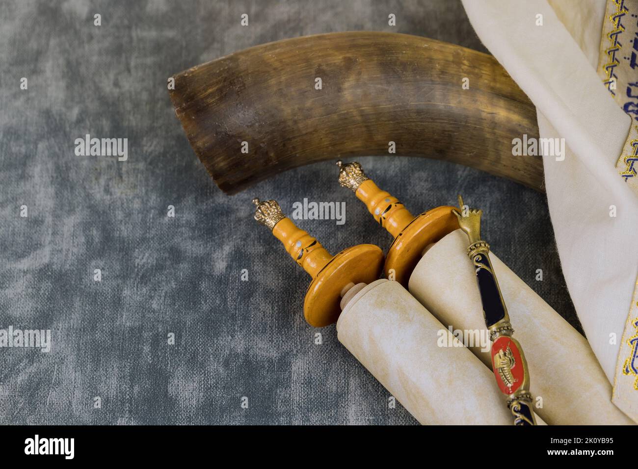 Yom Kippur è una festa ebraica associata con simboli del festival delle tradizioni religiose Foto Stock