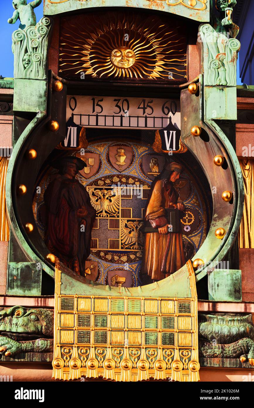 Uhr, Vienna, Architektur in der Innenstadt oder Altstadt von Wien Österreich Foto Stock