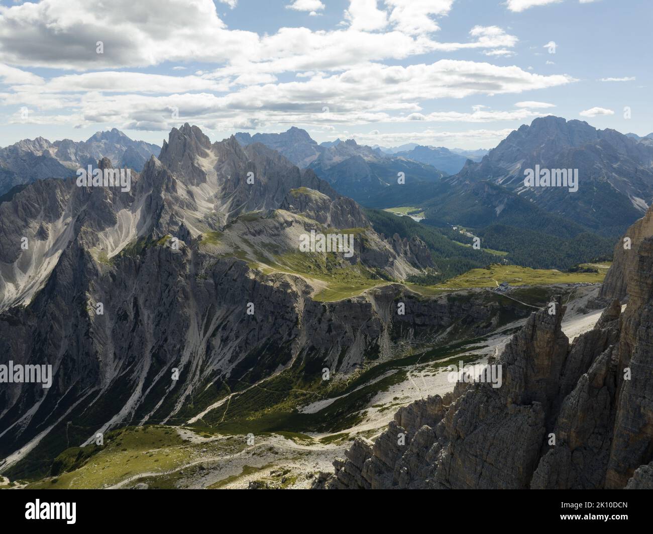 Le Dolomiti, le Dolomiti o le Dolomiti sono una catena montuosa situata nel nord-est dell'Italia. Patrimonio mondiale dell'UNESCO. Alpi calcaree Foto Stock