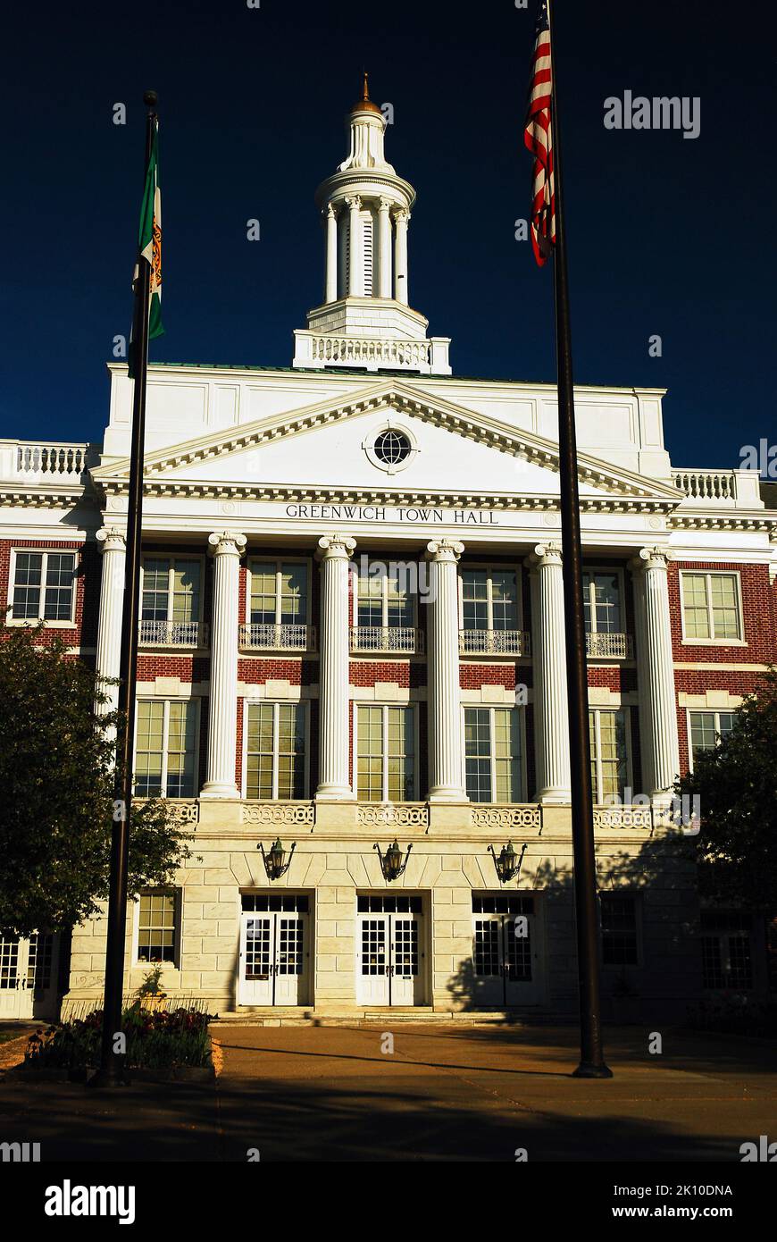Il Municipio di Greenwich è il centro della politica e il governo locale è la ricca comunità del Connecticut Foto Stock