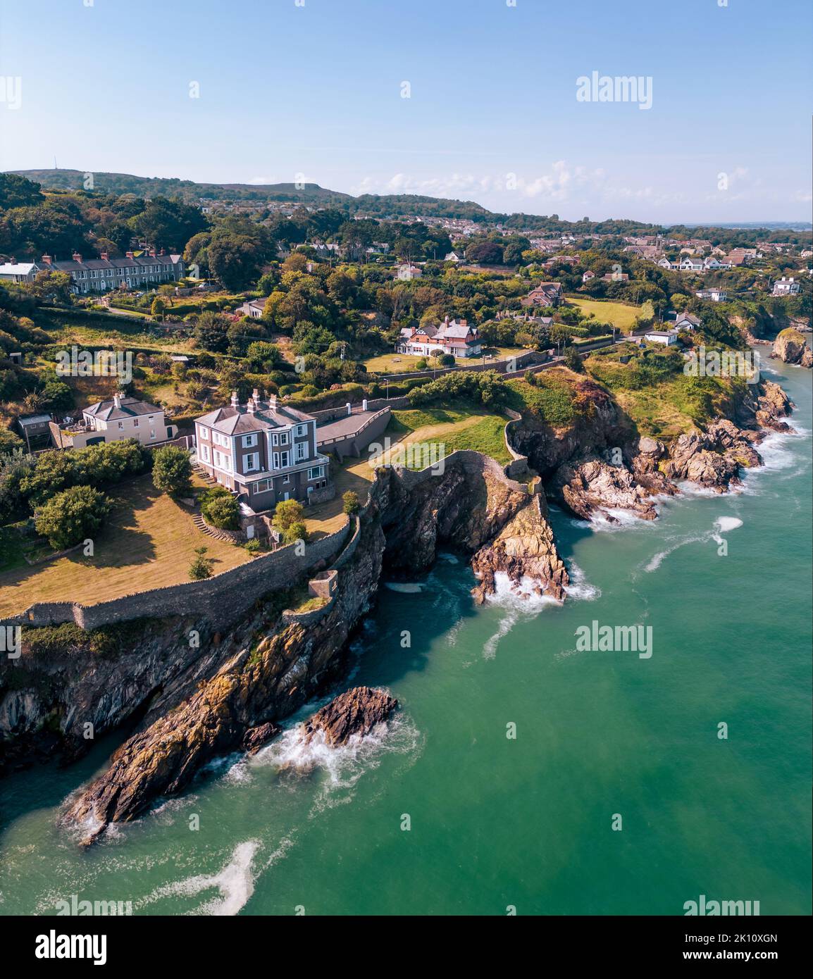 Balscadden House e Bay in un giorno soleggiato fine agosto Foto Stock