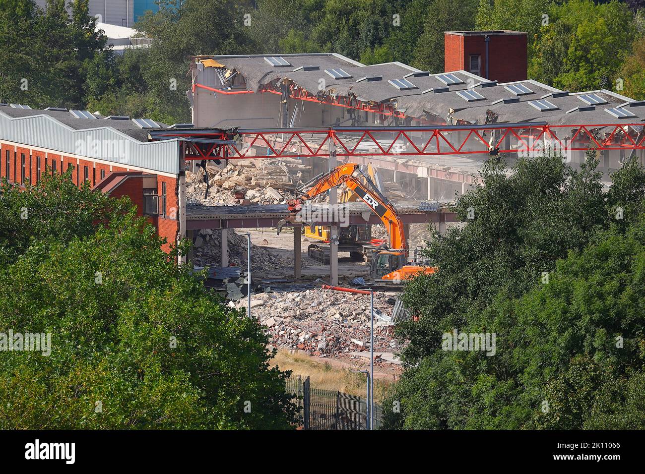 I vecchi edifici Farnell Electronics di Armley, Leeds, sono stati demoliti Foto Stock
