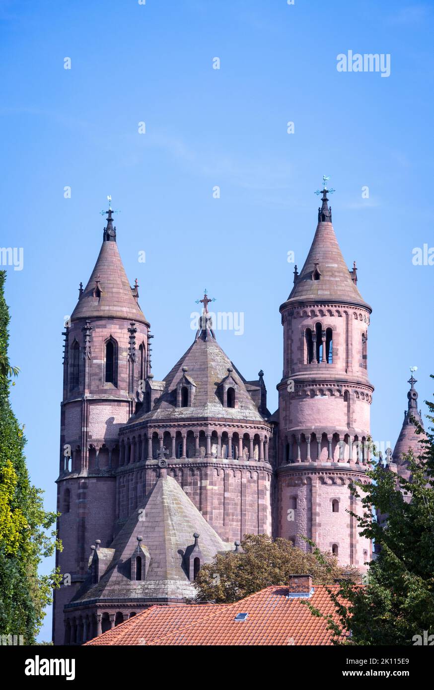 Torri della Cattedrale di San Pietro, Wormser Dom, Worms, Renania-Palatinato, Germania Foto Stock