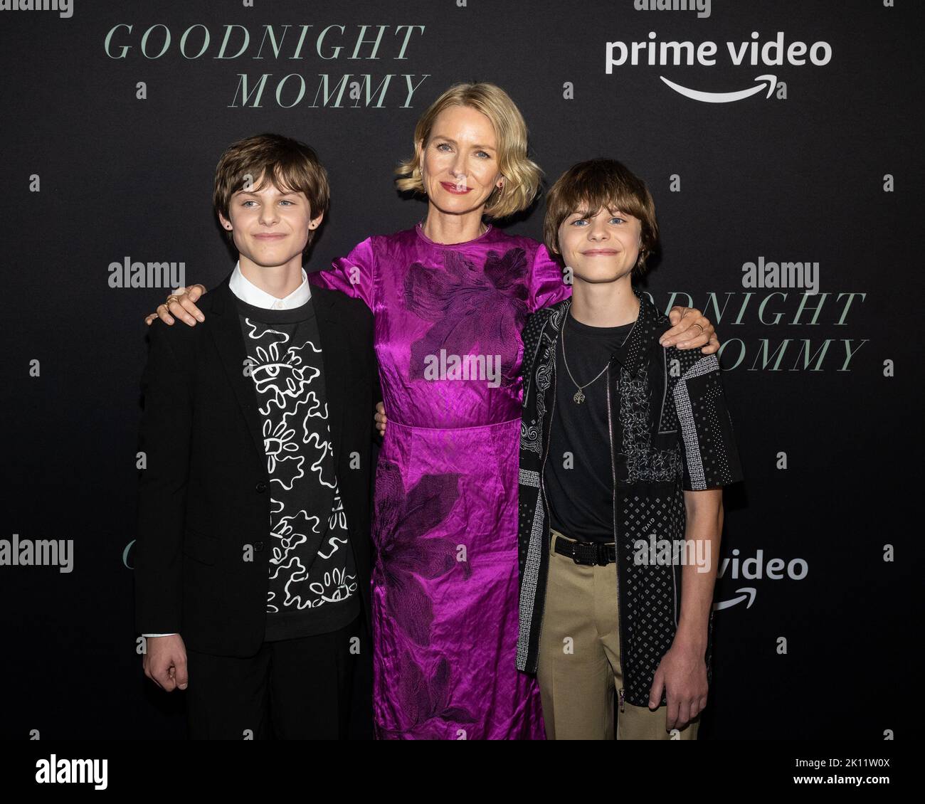 New York, Stati Uniti. 14th Set, 2022. Cameron Crovetti, Noami Watts e Nicholas Crovetti partecipano alla prima di New York di “Goodnight Mommy” al Metrograph di New York, NY, il 14 settembre 2022. (Foto di Gabriele Holtermann/Sipa USA) Credit: Sipa USA/Alamy Live News Foto Stock