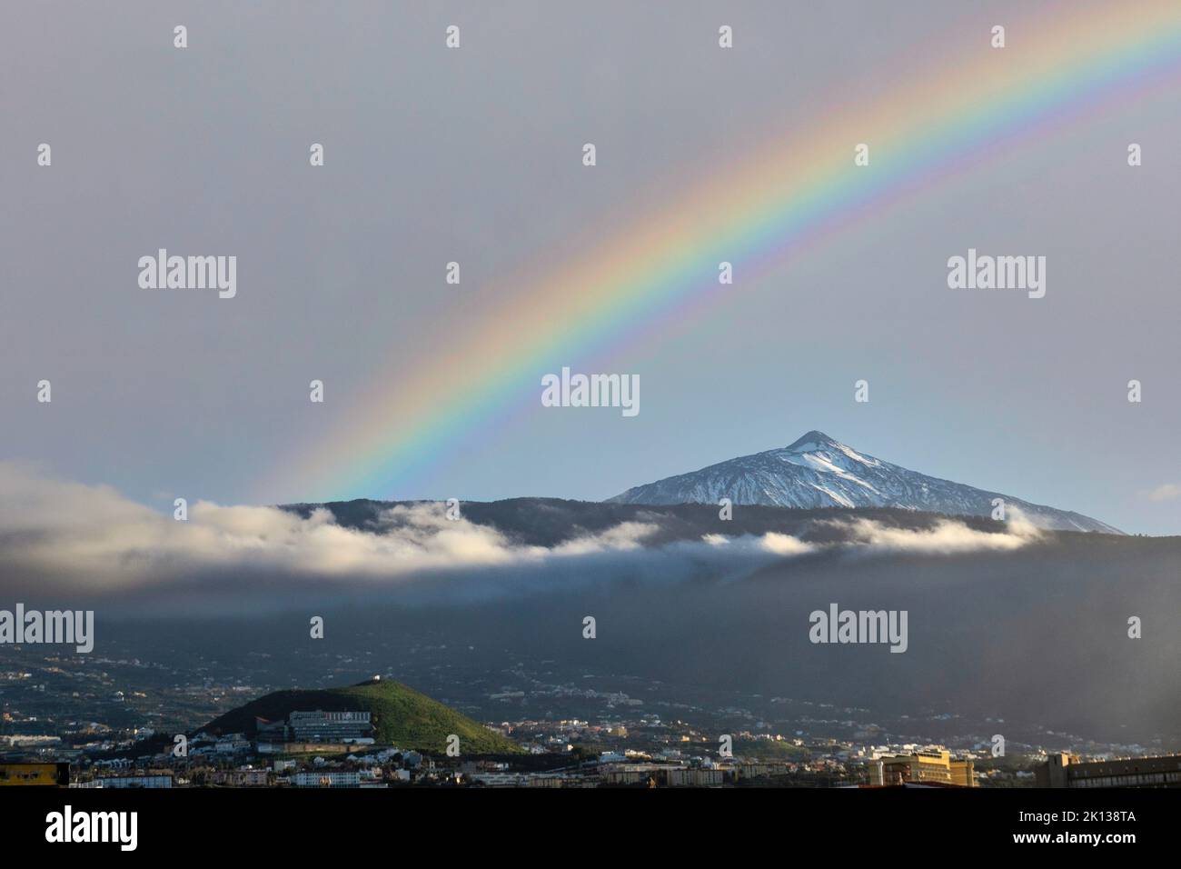 Monte Teide dopo una tempesta, Puerto de la Cruz, Tenerife, Isole Canarie, Spagna, Atlantico, Europa Foto Stock