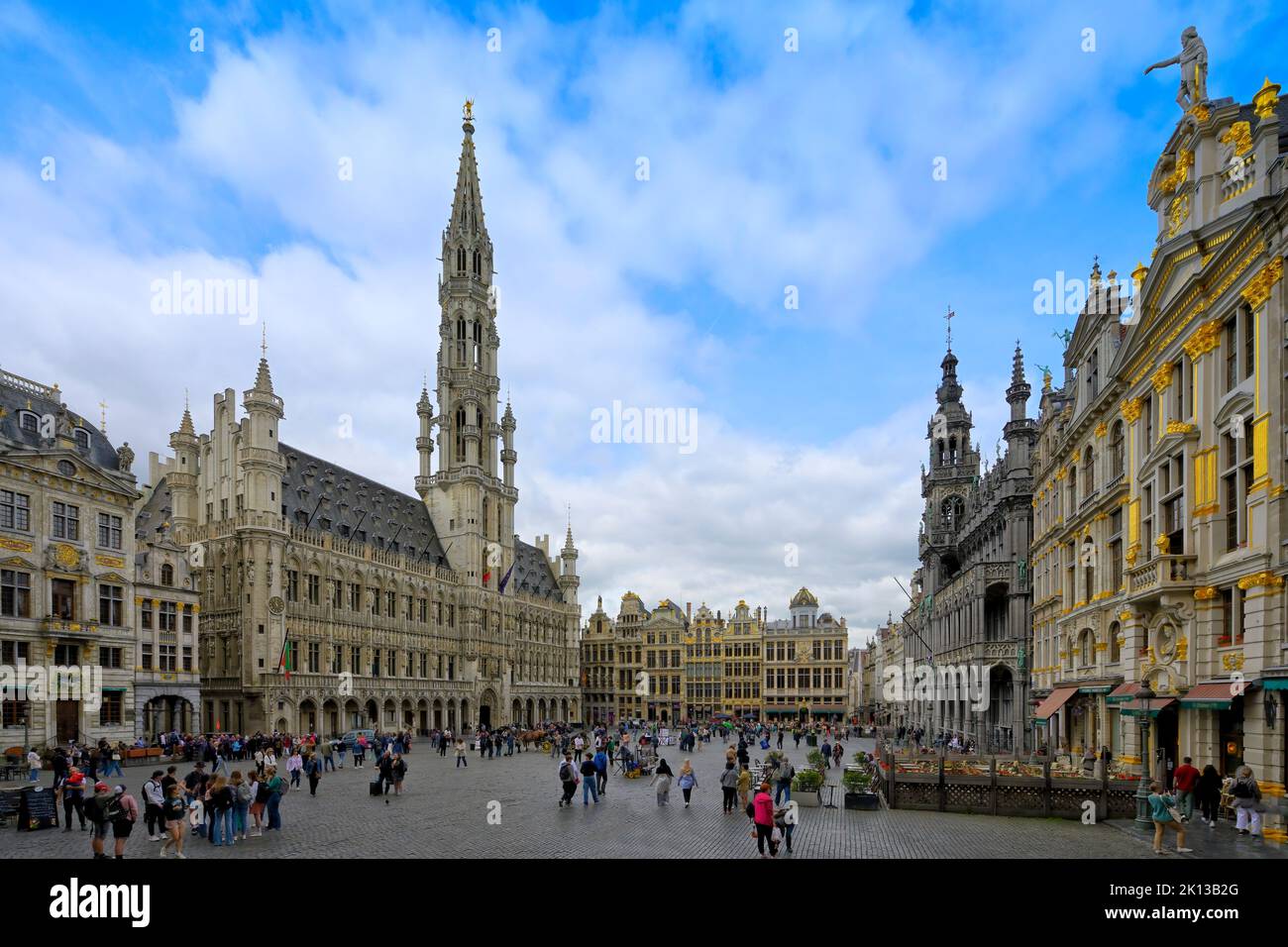 La famosa Grand Place, patrimonio dell'umanità dell'UNESCO, Bruxelles, Brabant, Belgio, Europa Foto Stock