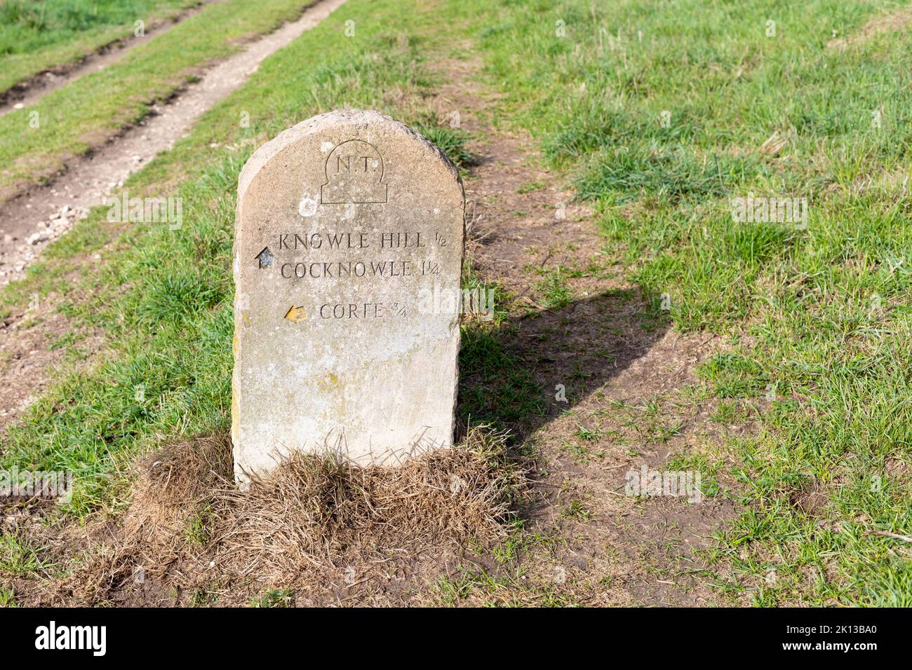 Pietra segno per Knowle Hill, Cocknowle e Corfe in Dorset, Inghilterra Foto Stock