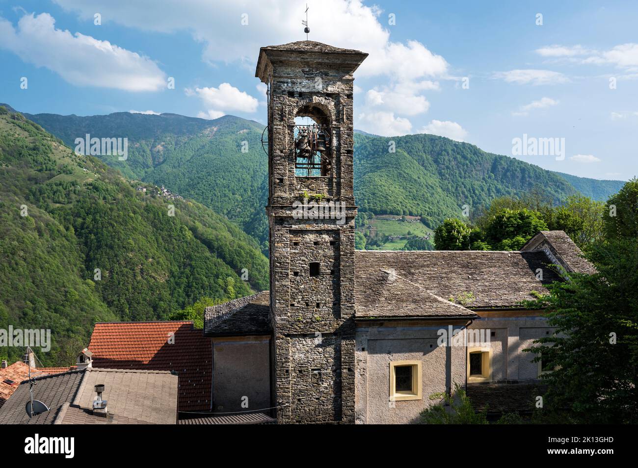 Im Dorf Biegno, Gem. Maccagno con Pino e Veddasca, em 11.05.2022. Foto Stock