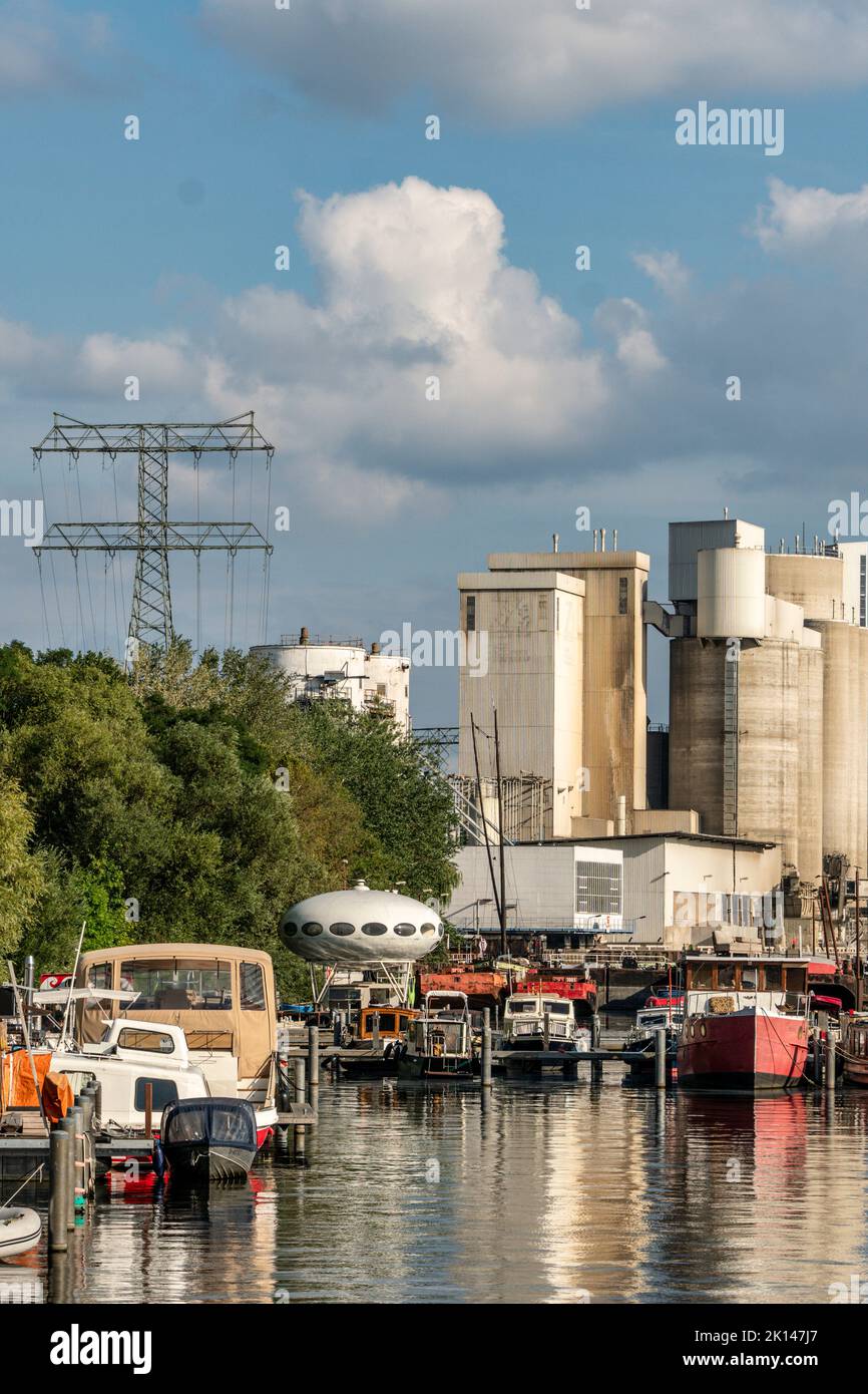 Berlin Rummelburg, Futoro 13, Ehemaliges Beschallungsstudio aus DDR-Zeiten. Heizkraftwerk Klingenberg, Vattenfall Wärme Berlin AG, Foto Stock