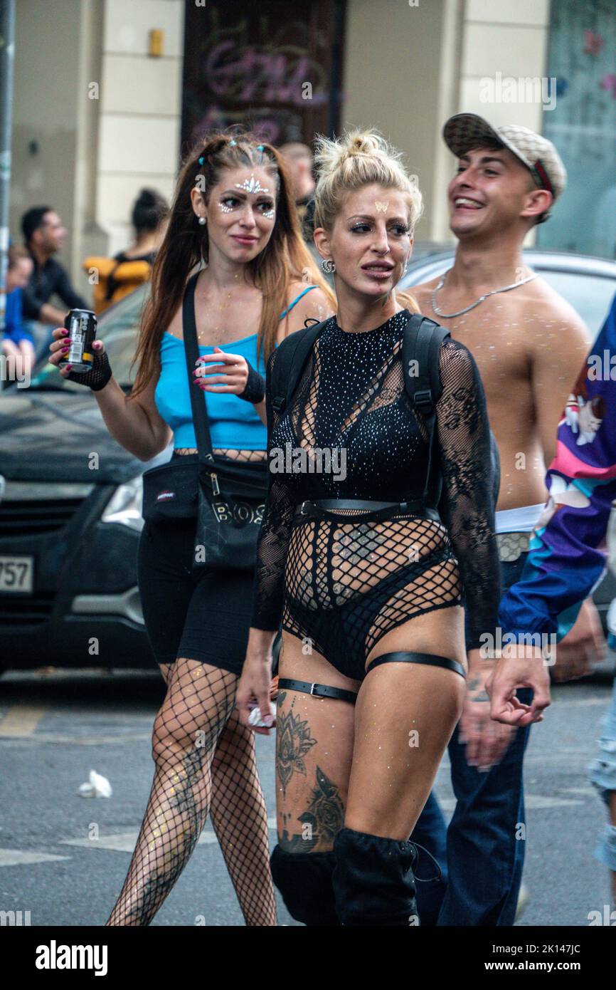 Zug der Liebe 2022, Techno Parade von Prenzlauer Berg bis Moritzplatz. Berlino, Germania Foto Stock