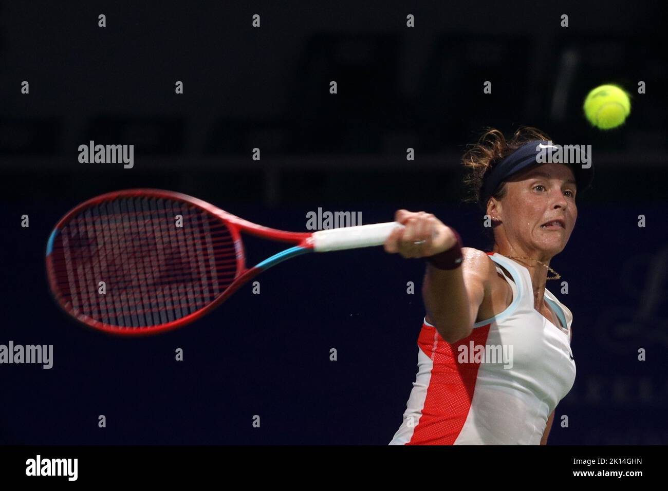 Chennai, Tamil Nadu, India. 15th Set, 2022. Tennista tedesca Tatjana Maria in azione contro il tennista argentino Nadia Podoroska durante il WTA tour Chennai Open 2022 Tennis torneo a Chennai. (Credit Image: © Sri Loganathan/ZUMA Press Wire) Foto Stock