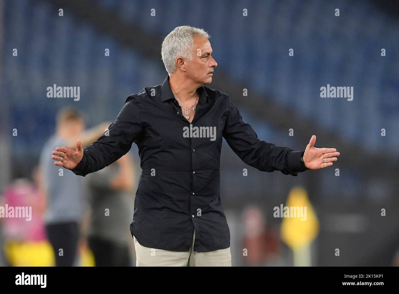 Roma, Italia. 15th Set, 2022. Jose Mourinho allenatore DI AS Roma durante la partita di calcio del Gruppo C dell'Europa League tra AS Roma e HJK Helsinki allo stadio Olimpico di Roma (Italia), 15th settembre 2022. Foto Antonietta Baldassarre/Insidefoto Credit: Insidefoto di andrea staccioli/Alamy Live News Foto Stock