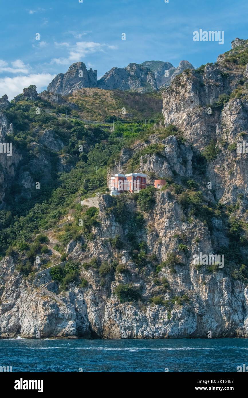 tour-in-barca-della-costiera-amalfitana-italia-vedute-panoramiche-del
