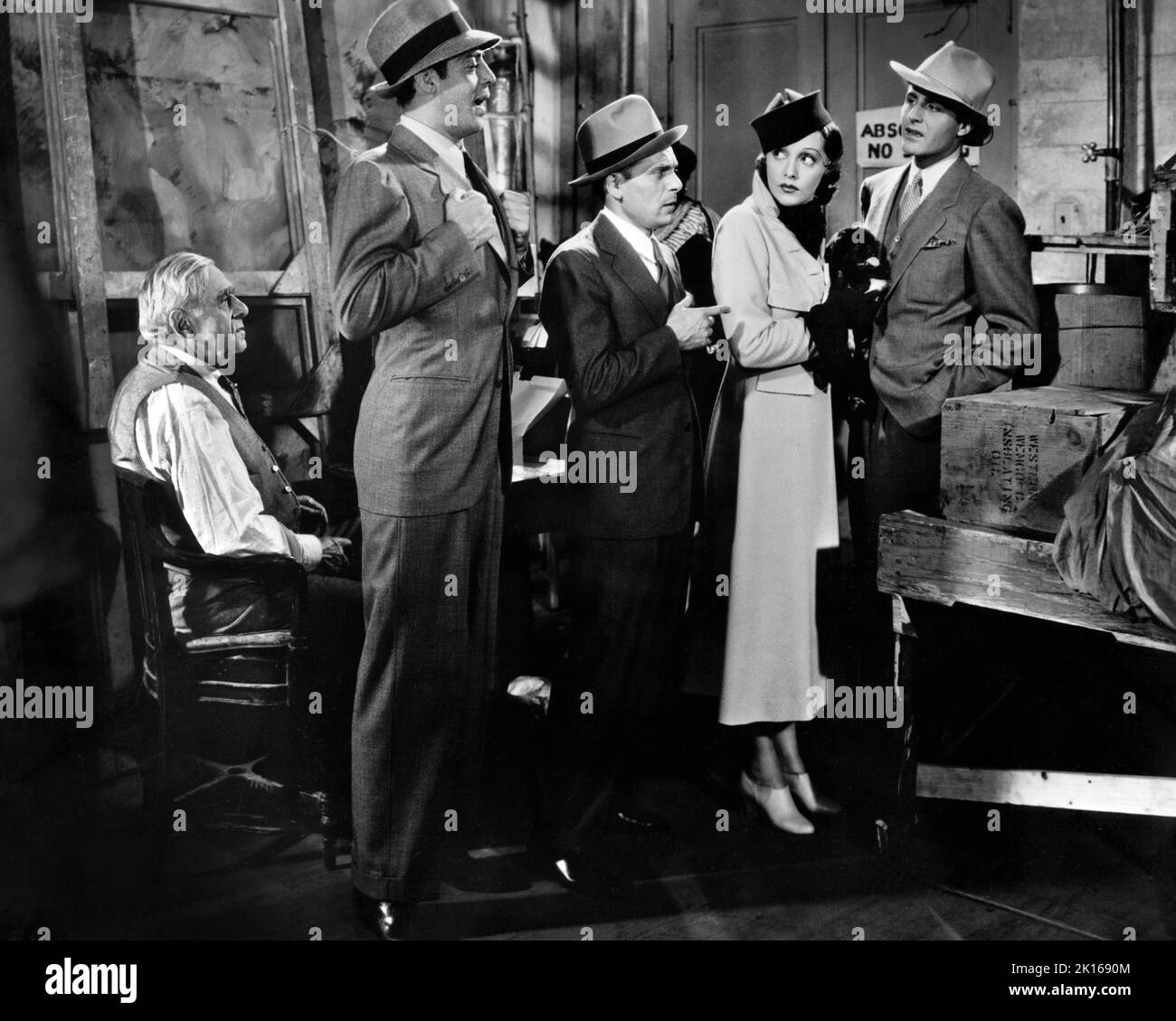 Jack Durant, Frank Mitchell, Bebe Daniels, Thomas Beck, on-set of the Film, 'Music is Magic', 20th Century-Fox, 1935 Foto Stock