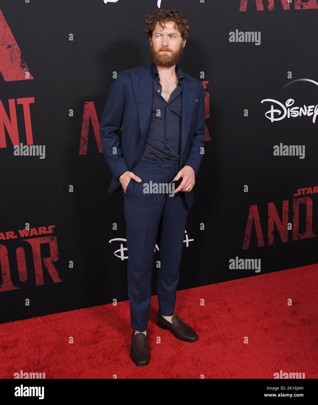 Los Angeles, Stati Uniti. 15th Set, 2022. Kyle Soller arriva all'ANDOR Launch Event che si tiene presso l'El Capitan Theater di Hollywood, CA, giovedì 15 settembre 2022. (Foto di Sthanlee B. Mirador/Sipa USA) Credit: Sipa USA/Alamy Live News Foto Stock