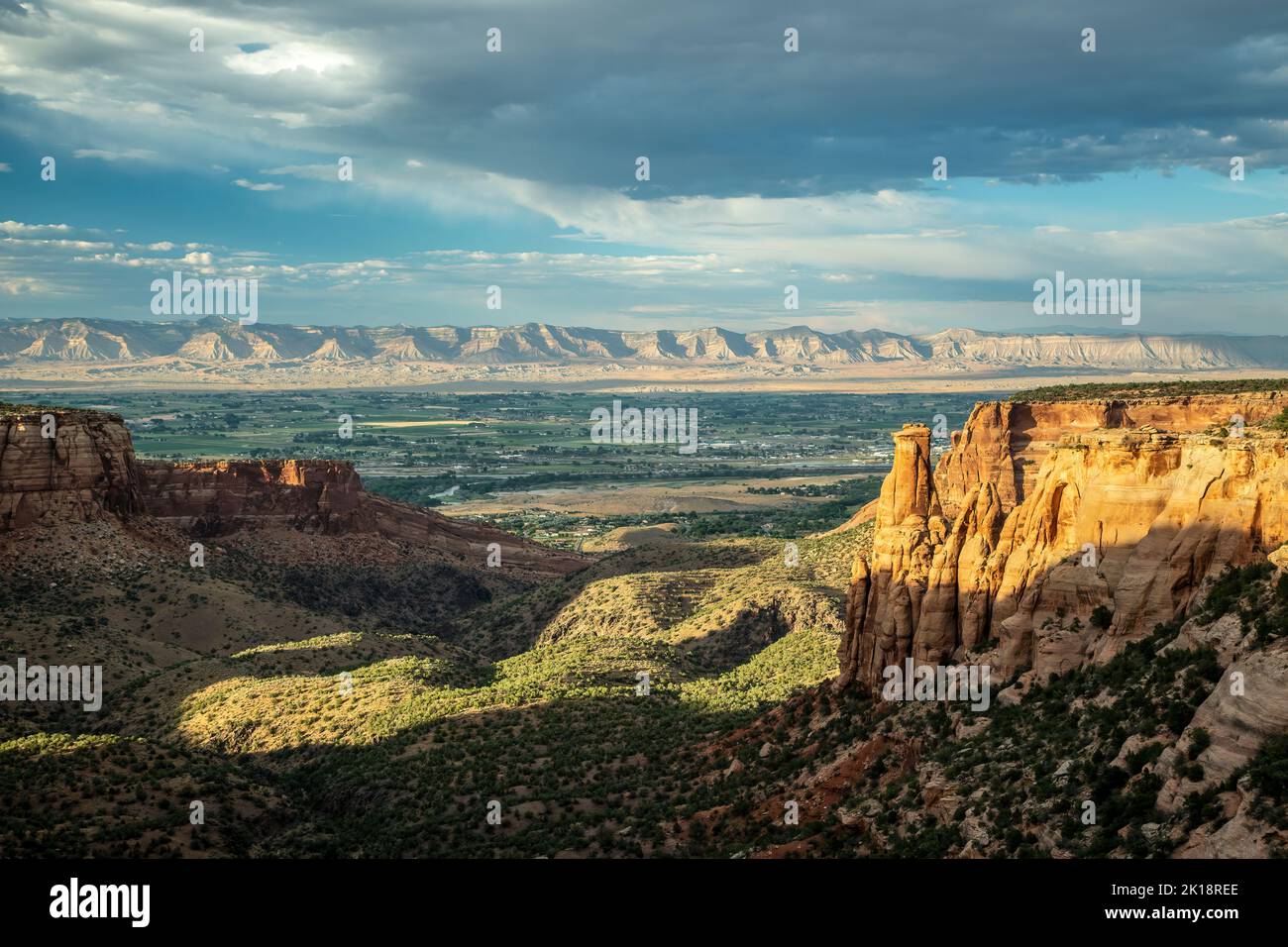 Monumenti di pietra arenaria e formazioni, Colorado National Monument, Grand Junction, Colorado, STATI UNITI D'AMERICA Foto Stock
