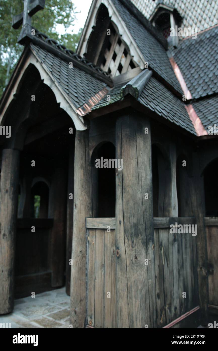 Chiesa scandinava di Stav il giorno del sopravvento Foto Stock