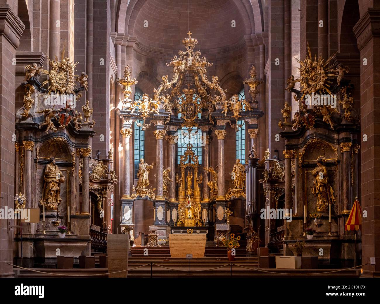 Altare maggiore di Balthasar Neumann, Cattedrale di San Pietro, Wormser Dom, Worms, Renania-Palatinato, Germania Foto Stock