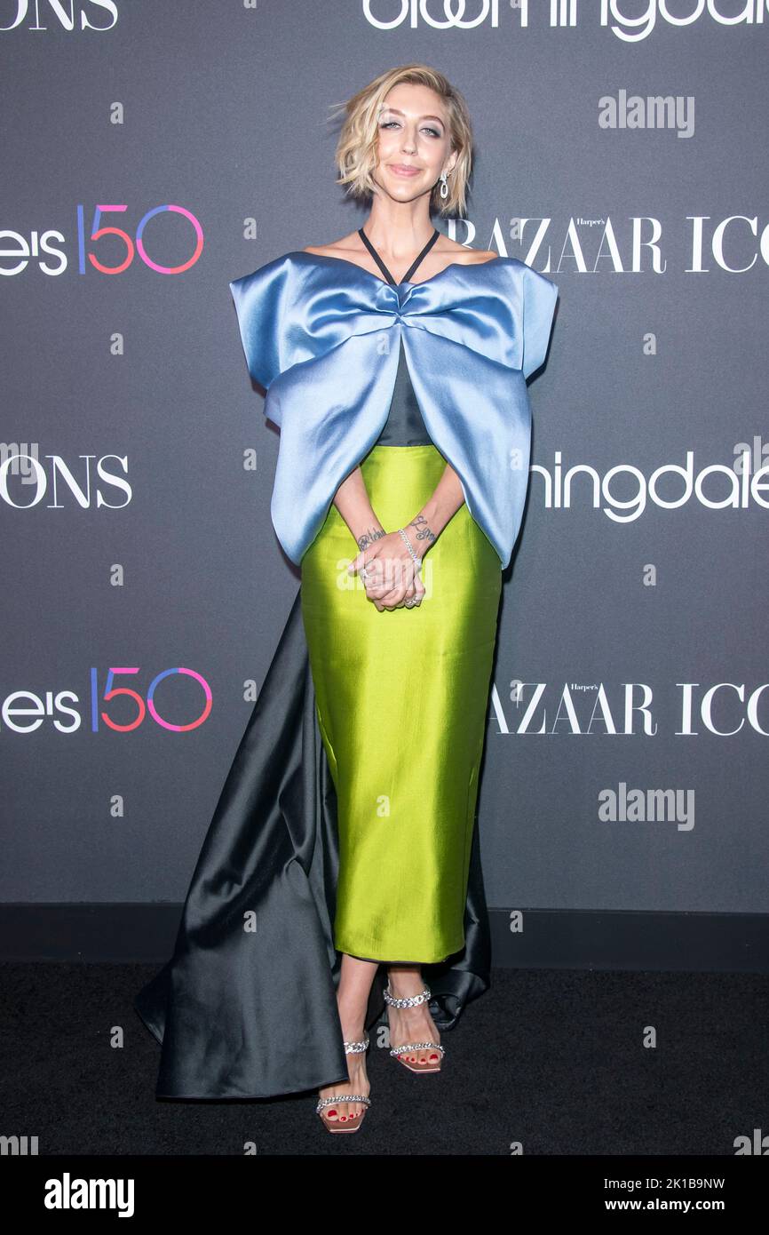 Heidi Gardner partecipa al 2022° Harper's Bazaar ICONS & Bloomingdale's 150th Anniversary a New York City. Foto Stock