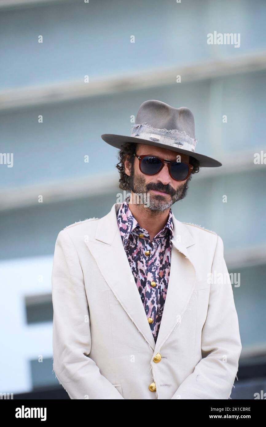 17 settembre 2022, Madrid, Madrid, Spagna: Leiva ha partecipato a 'Feeling IT' Photocall durante il 70th° Festival Internazionale del Film di San Sebastian al Kursaal Palace il 17 settembre 2022 a Donostia / San Sebastian, Spagna (Credit Image: © Jack Abuin/ZUMA Press Wire) Foto Stock