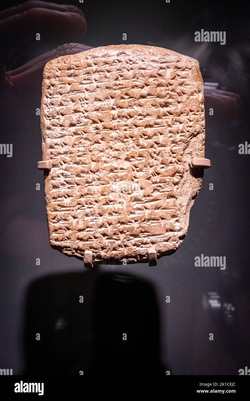 Tavoletta con testo cuneiforme, missivo dalla città di Irqata, argilla, regno di Amenhotep IV/Akhenaten, 1352-1336 a.C., Tell el-Amarna, egitto, collezione del British Museum. Foto Stock