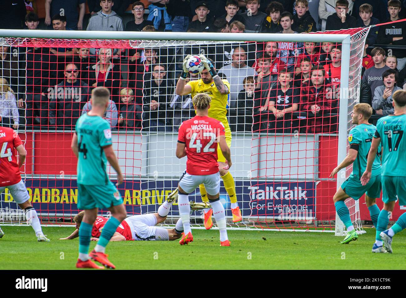 Tom King of Salford City risparmia durante la partita della Sky Bet League 2 tra Salford City e Tranmere Rovers a Moor Lane, Salford, sabato 17th settembre 2022. Foto Stock